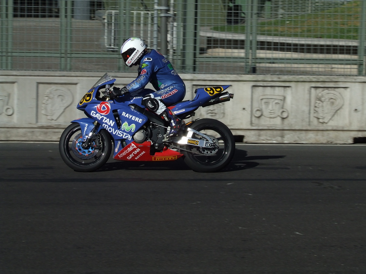 Superbike 600 en el Hermanos Rodriguez