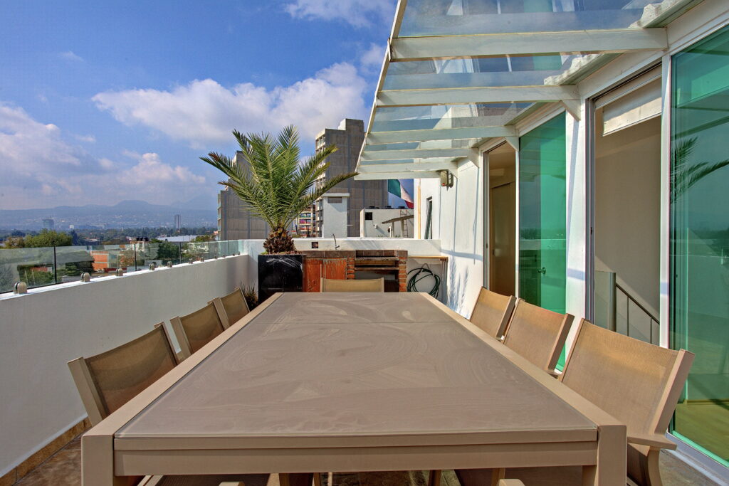 Fotografía de bienes raíces por Foto.photo - Vista HDR de una terraza